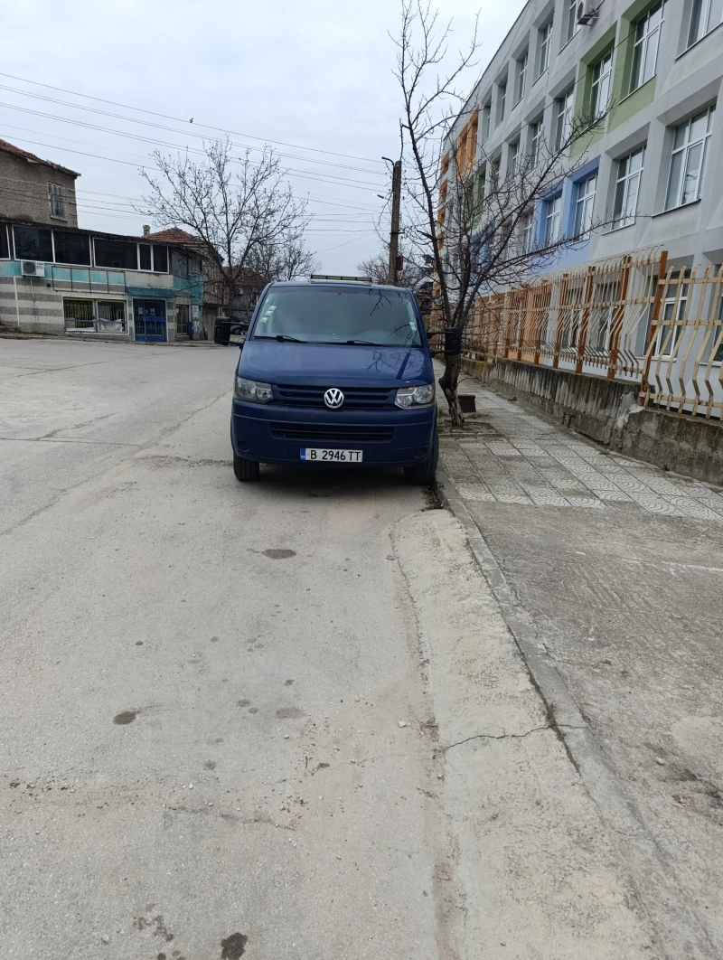 VW T5 СПЕЦИАЛЕН, снимка 11 - Бусове и автобуси - 49356277