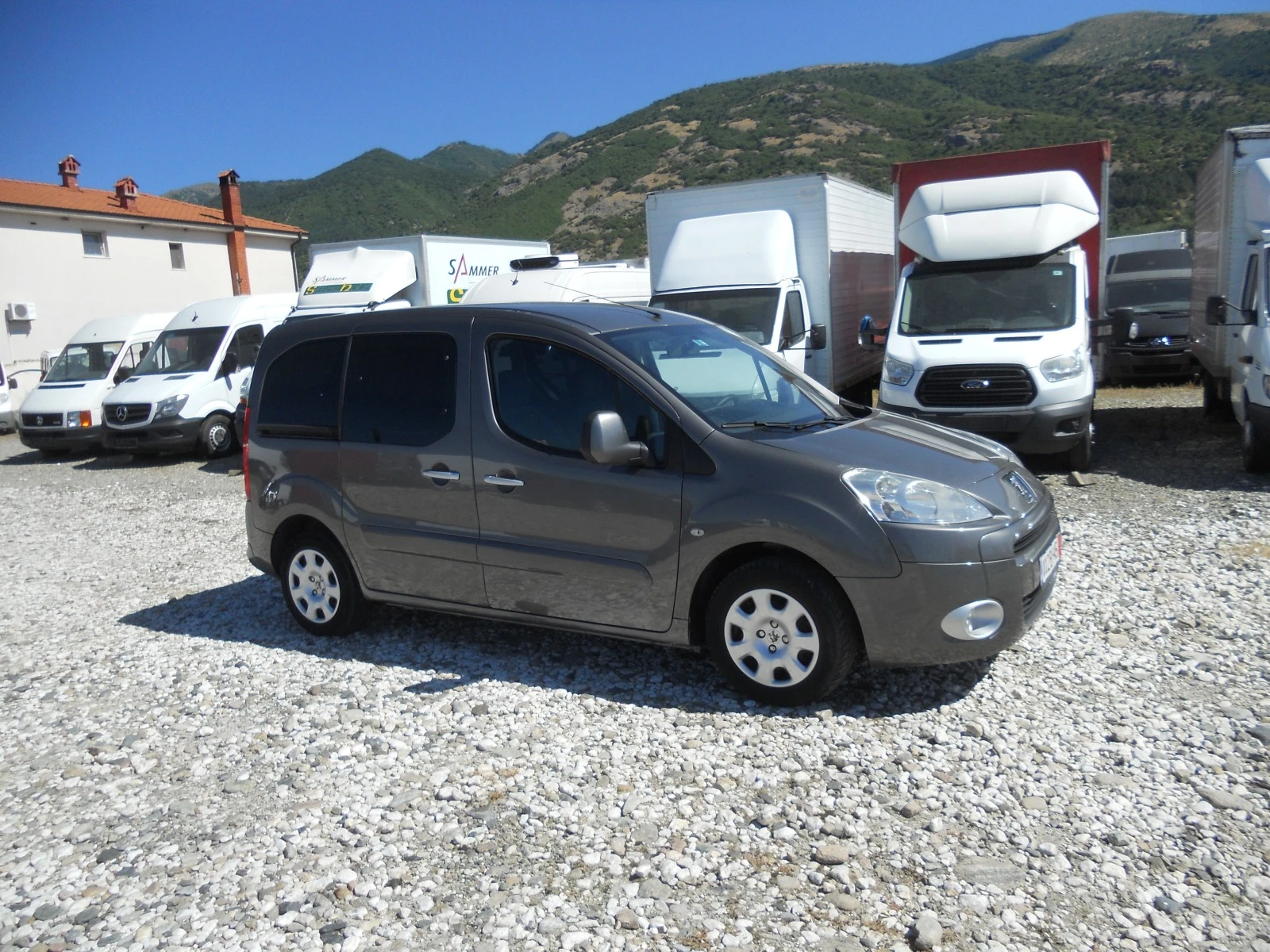 Peugeot Partner  -Tepee/2010г./1, 6HDI - изображение 3