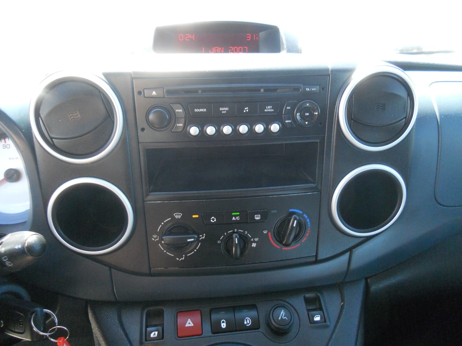 Peugeot Partner  -Tepee/2010./1, 6HDI | Mobile.bg   11