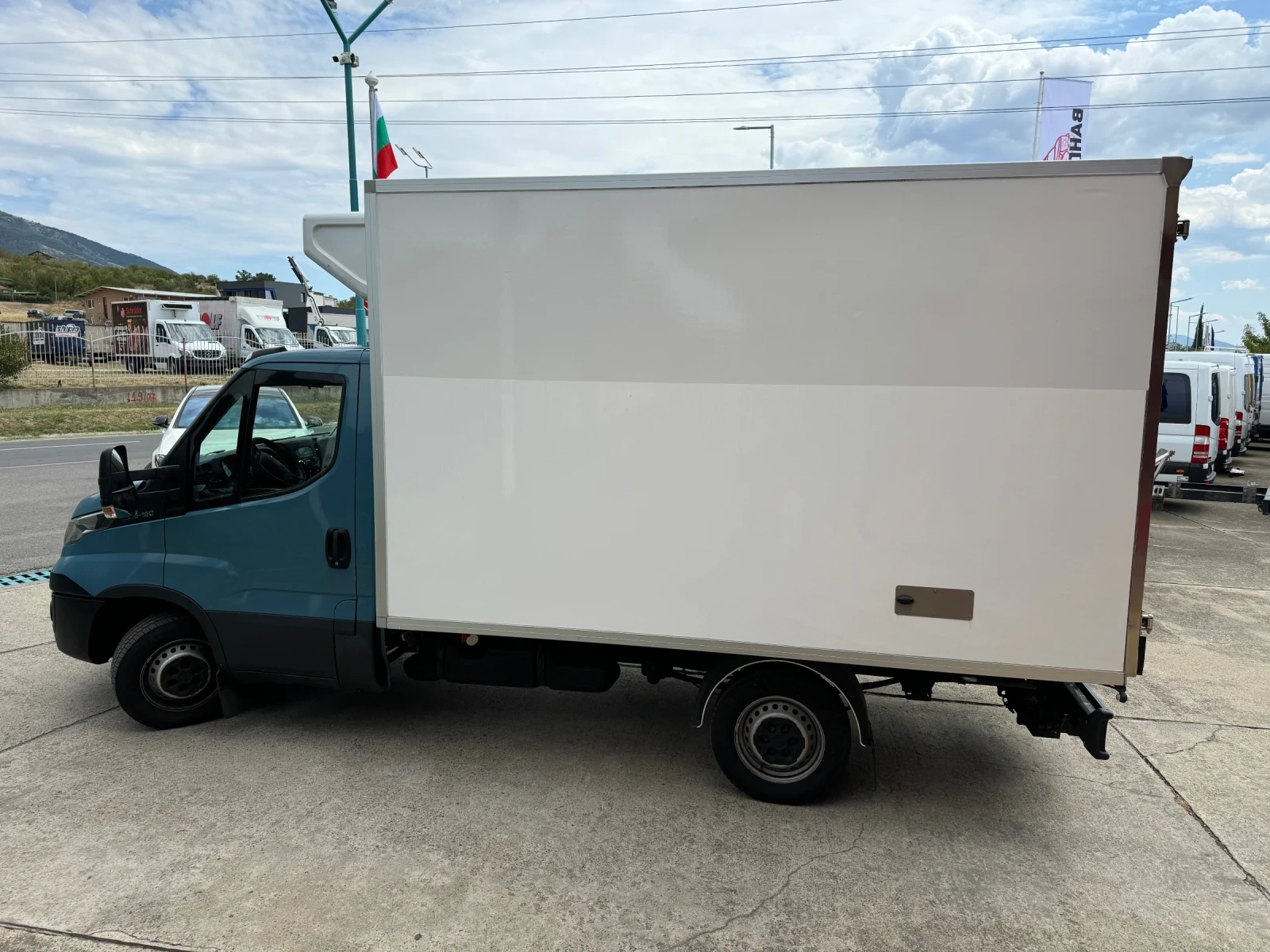 Iveco Daily 35-160* Euro 6b* Климатик* Хладилен+ Ток - изображение 7