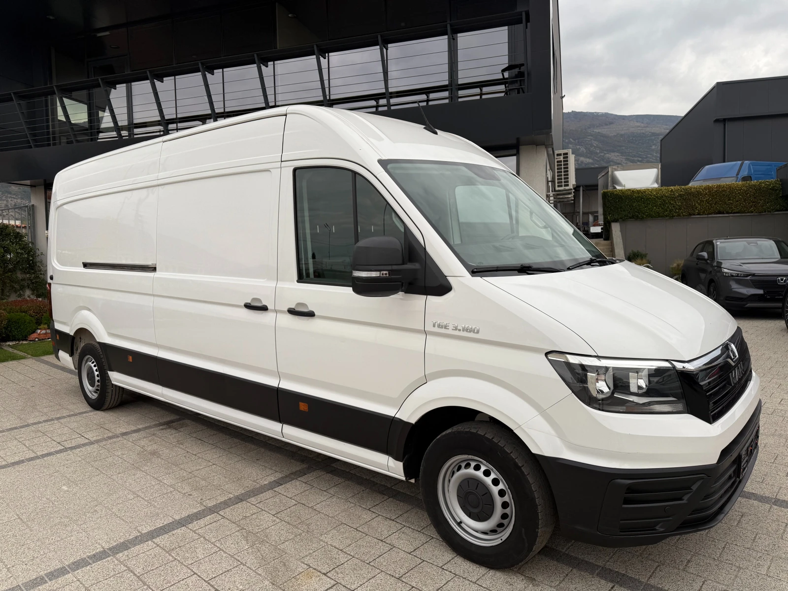 Man TGE 3.180 Maxi Euro 6b - изображение 2