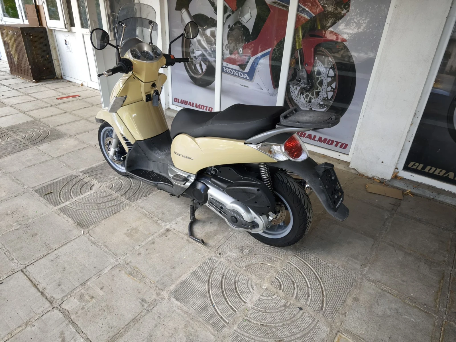 Aprilia Scarabeo 500i, снимка 2 - Мотоциклети и мототехника - 56198496