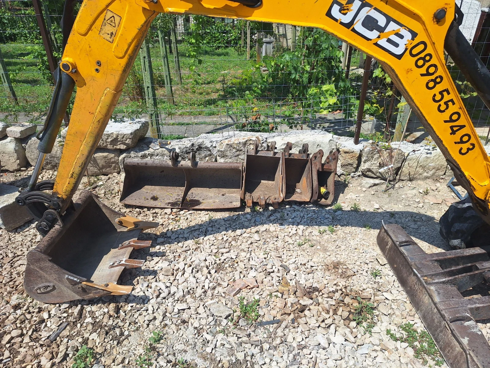 Багер JCB 8014, снимка 4 - Индустриална техника - 55253915