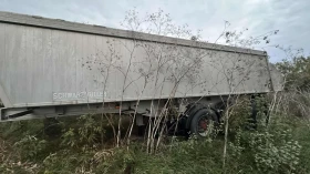 Полуремарке Schwarzmuller, снимка 3 - Ремаркета - 52361434