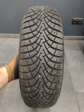 Гуми Зимни 195/65R15, снимка 2
