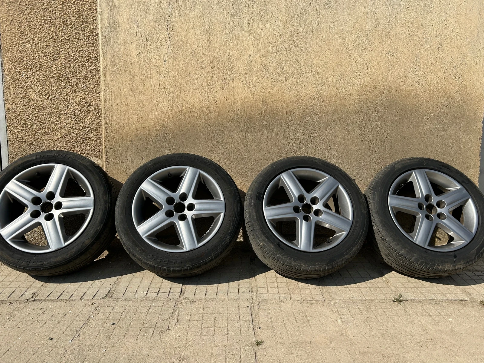 ���� � ������ 205/55R16 | Mobile.bg � ����������� 2