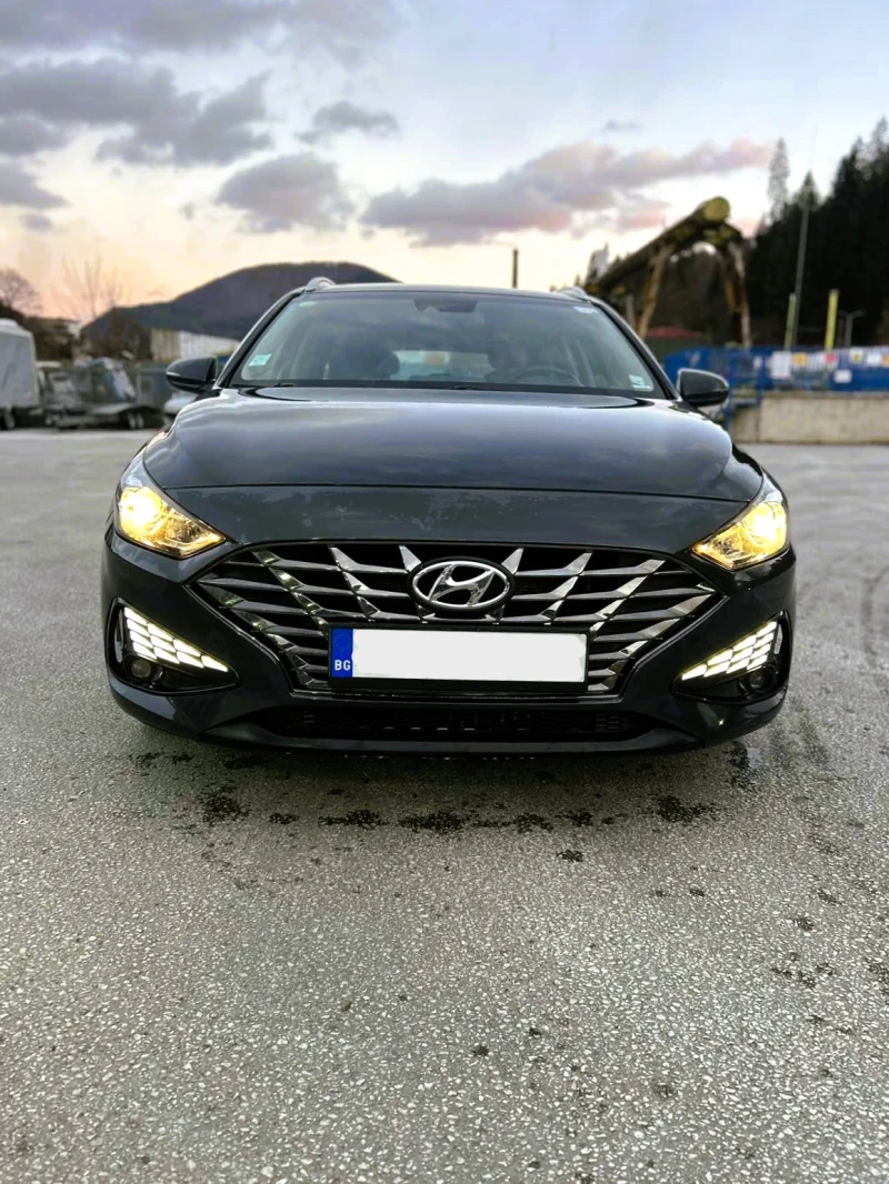 Hyundai I30 Hyundai i30 Sport Wagon Break 1.6 CRDI 115 Busines, снимка 2 - Автомобили и джипове - 48080881