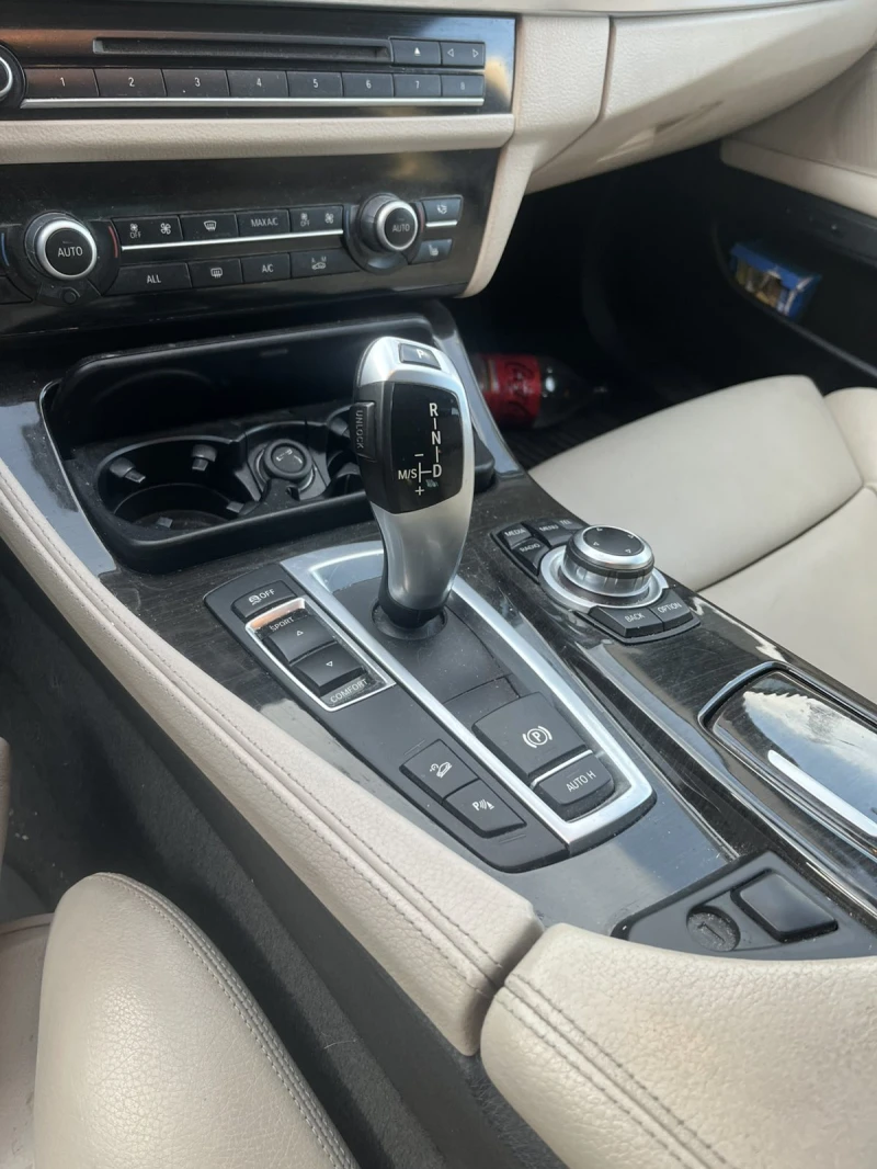 BMW 530 530 xDrive, снимка 12 - Автомобили и джипове - 49439186