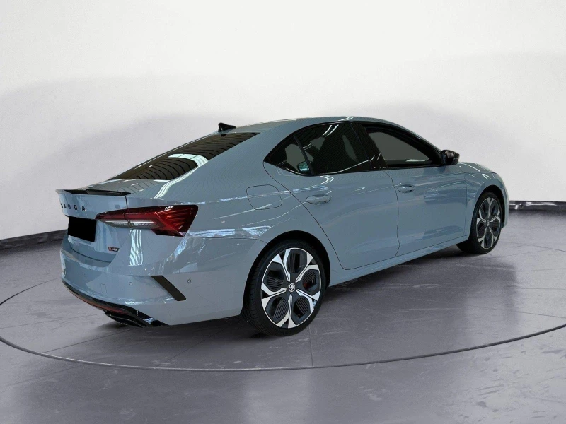 Skoda Octavia 2.0 TSI* RS* DSG* HUD* DISTR* 360 CAM* , снимка 3 - Автомобили и джипове - 51203312