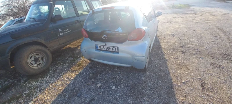 Toyota Aygo, снимка 3 - Автомобили и джипове - 52074152