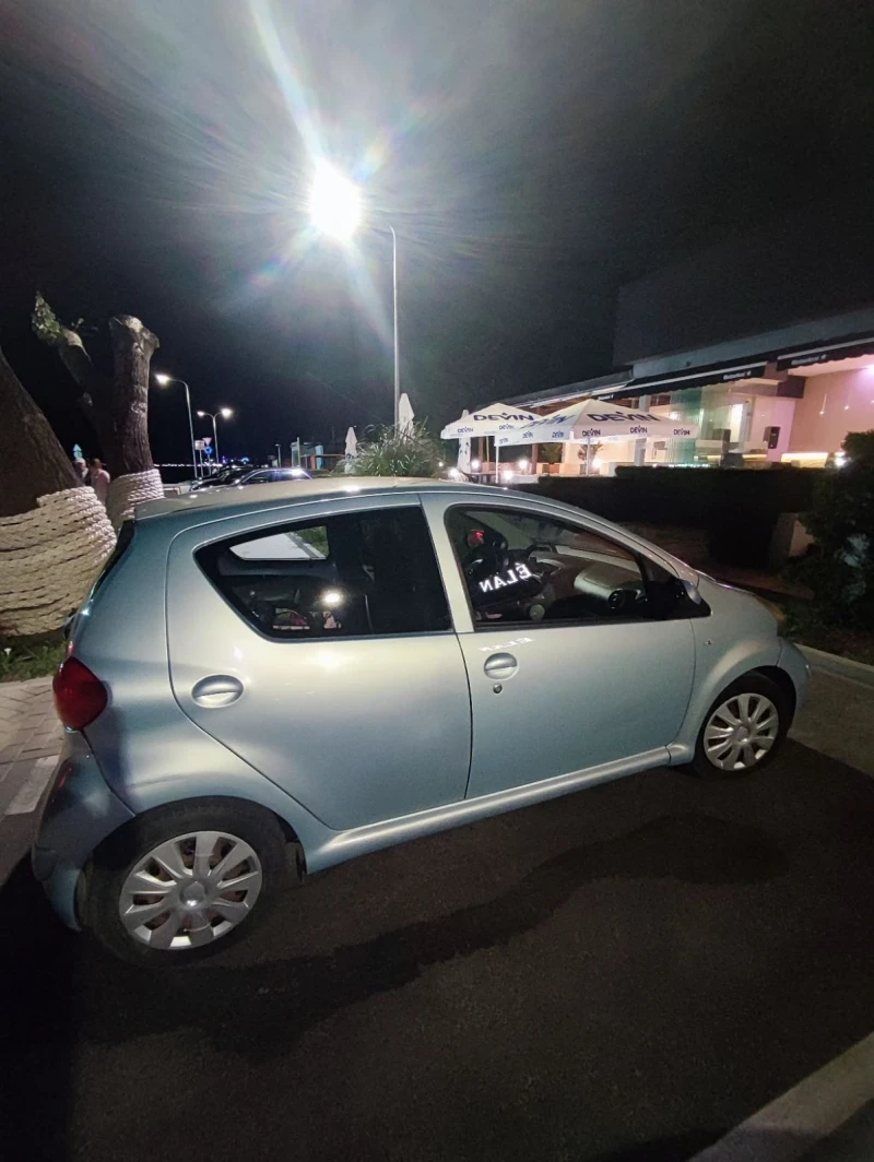 Toyota Aygo, снимка 5 - Автомобили и джипове - 52074152
