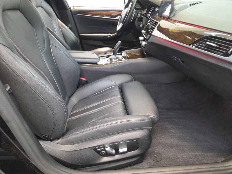 BMW 540, снимка 11 - Автомобили и джипове - 52387747