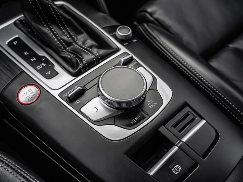 Audi S3 B&O* КАМЕРА* ШИБИДАХ* МЪРТВА ТОЧКА* DIGITAL DASH, снимка 13 - Автомобили и джипове - 52480468