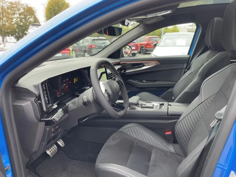 Renault Rafale ESPRIT-ALPINE/200HP/PANO/360/HUD/H&K/LED/653g, снимка 7 - Автомобили и джипове - 52664232