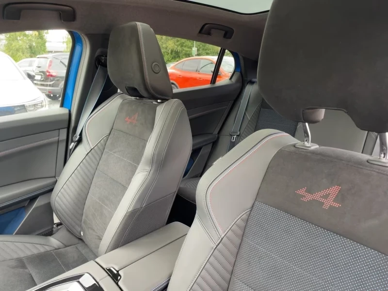 Renault Rafale ESPRIT-ALPINE/200HP/PANO/360/HUD/H&K/LED/653g, снимка 8 - Автомобили и джипове - 52664232