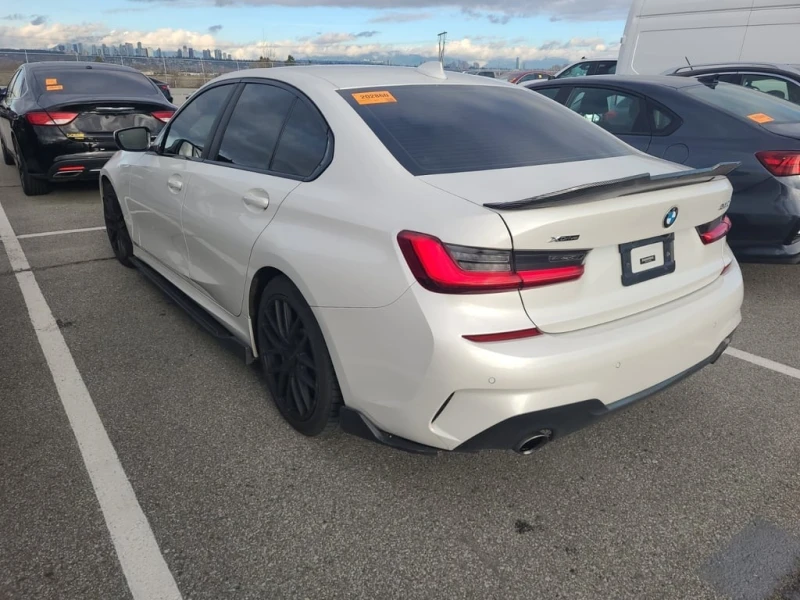 BMW 330 330I XDRIVE  CARFAX, снимка 4 - Автомобили и джипове - 53007356