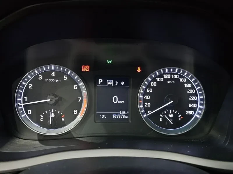 Hyundai Sonata, снимка 8 - Автомобили и джипове - 54835591