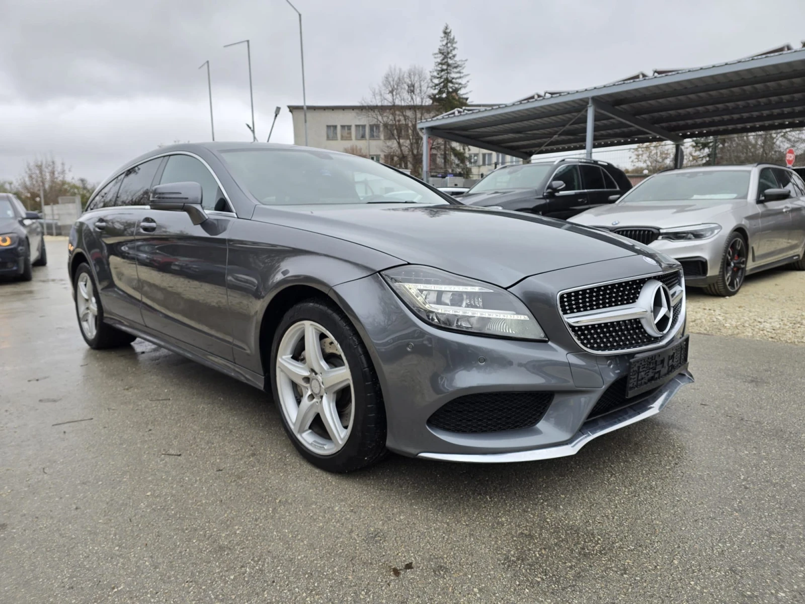 Mercedes-Benz CLS 350 4MATIC - AMG - 258к.с. - изображение 2