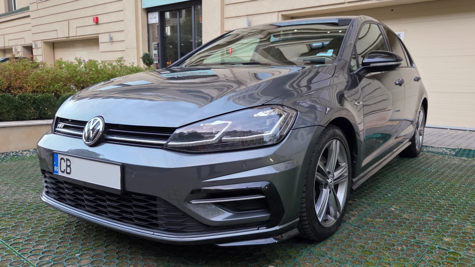 VW Golf R-line 1.4 tsi DSG - изображение 8