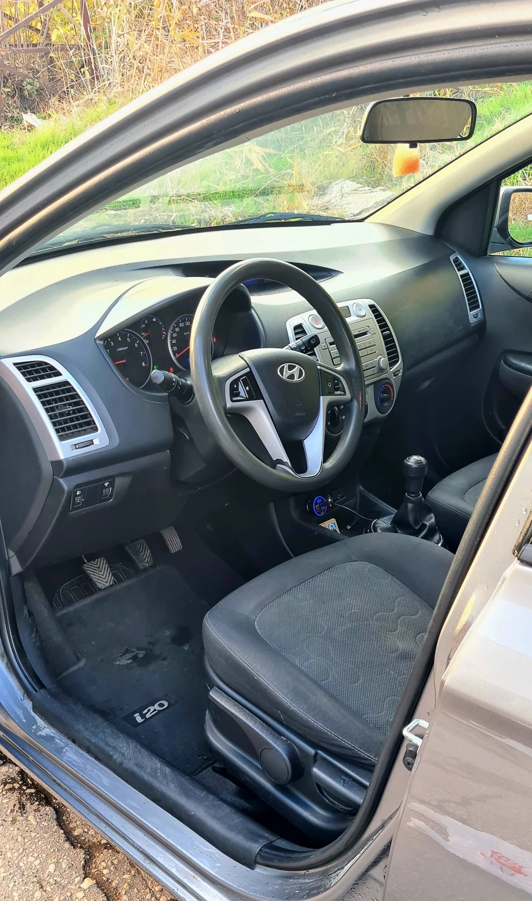 Hyundai I20 1.25i ГАЗ БЕНИН Евро5 - изображение 10