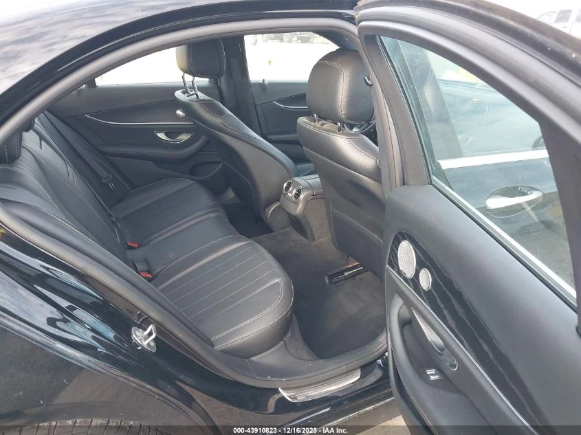 Mercedes-Benz E 300 2.0L I-4 DI, DOHC, VVT, TURBO, 241HP Rear Wheel | Mobile.bg � ����������� 13