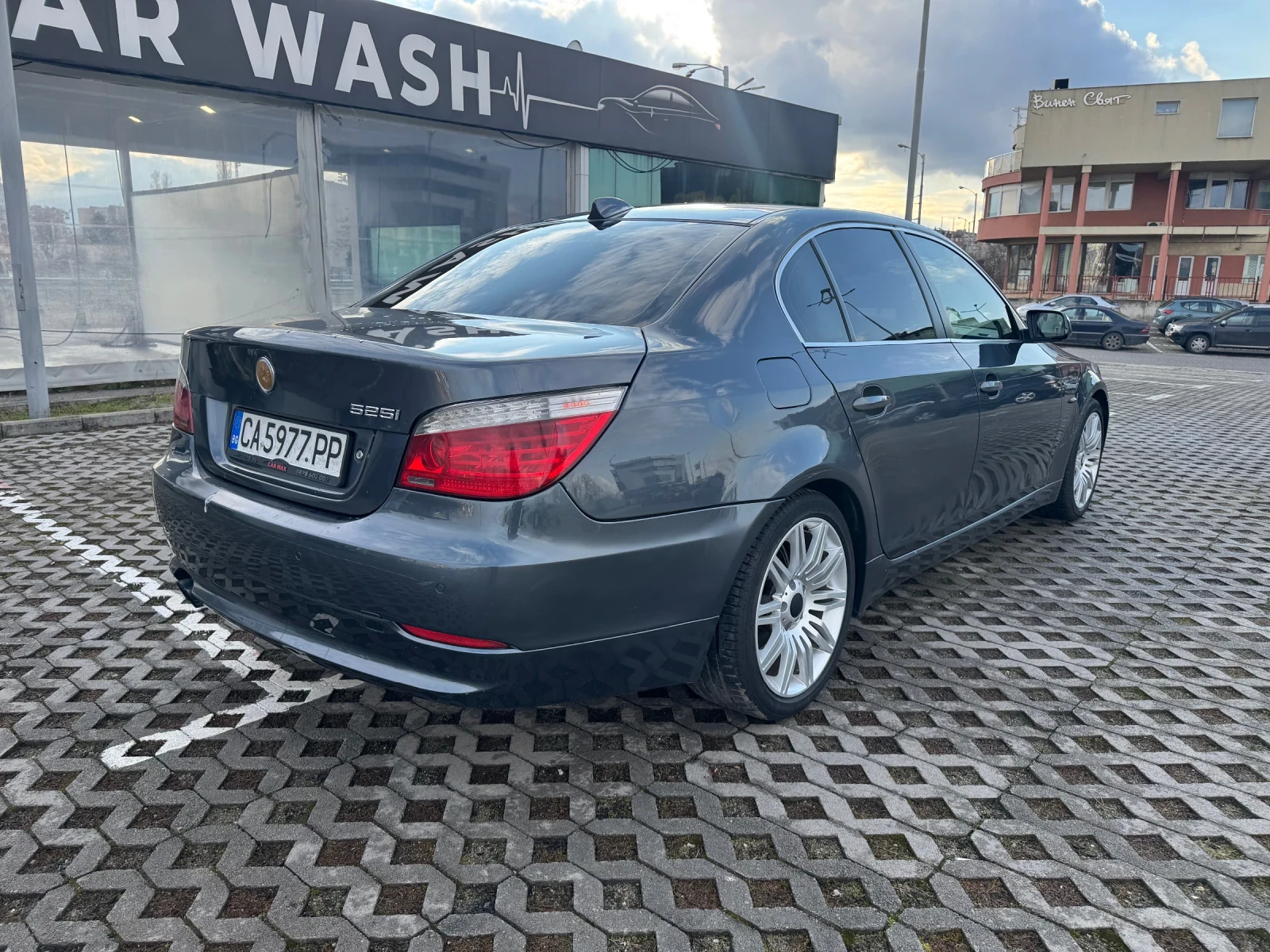 BMW 525 Фейс 2009г Автоматик 525i  - изображение 4