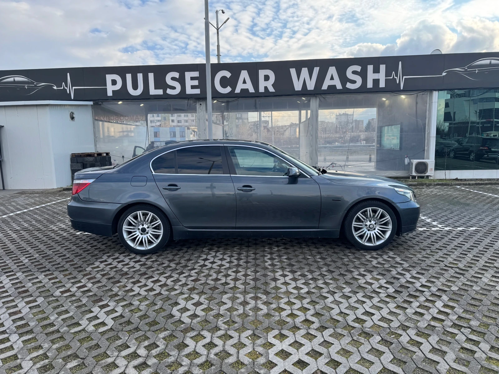 BMW 525 Фейс 2009г Автоматик 525i  - изображение 6