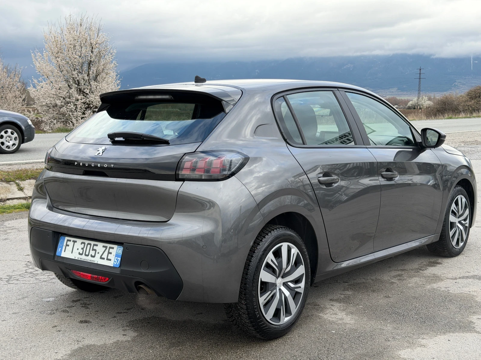 Peugeot 208 1.5 BlueHDI 100 Active Business NAVI | Mobile.bg � ����������� 5