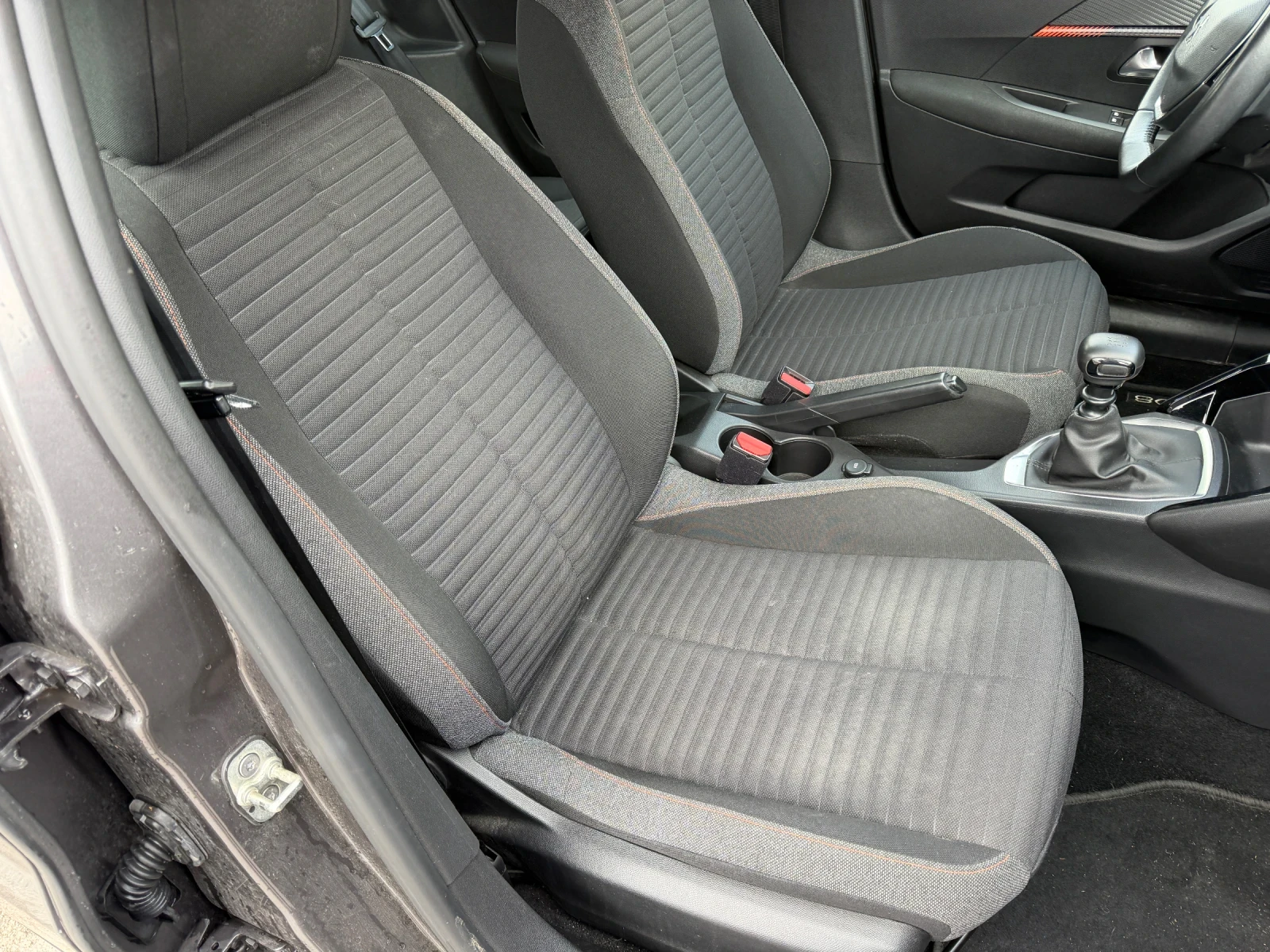 Peugeot 208 1.5 BlueHDI 100 Active Business NAVI | Mobile.bg � ����������� 14