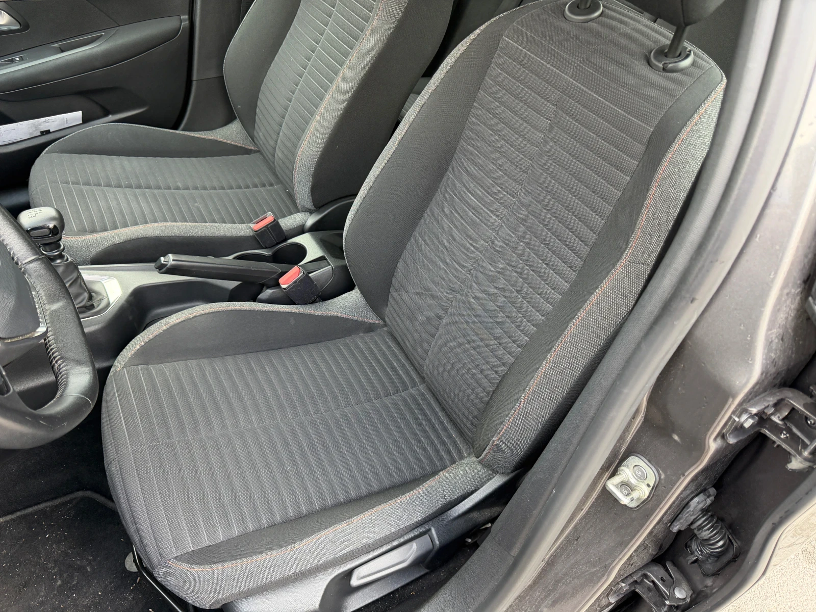 Peugeot 208 1.5 BlueHDI 100 Active Business NAVI | Mobile.bg � ����������� 13