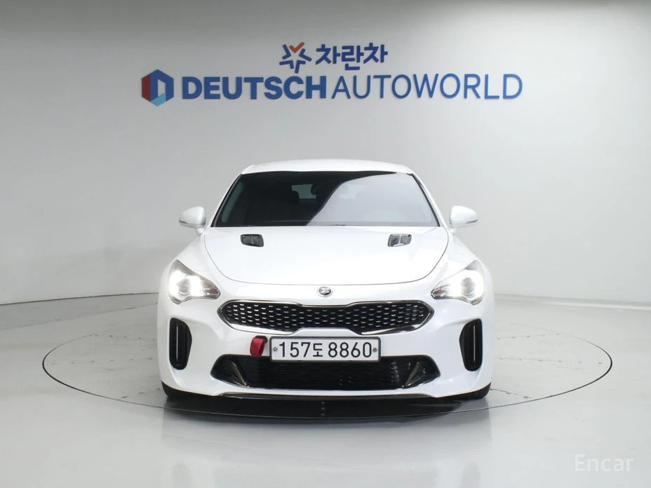 Kia Stinger * 2.0T* PRIME* КОЖА* ПОДГРЕВ* KEYLESS* КАМЕРИ* , снимка 2 - Автомобили и джипове - 54146882