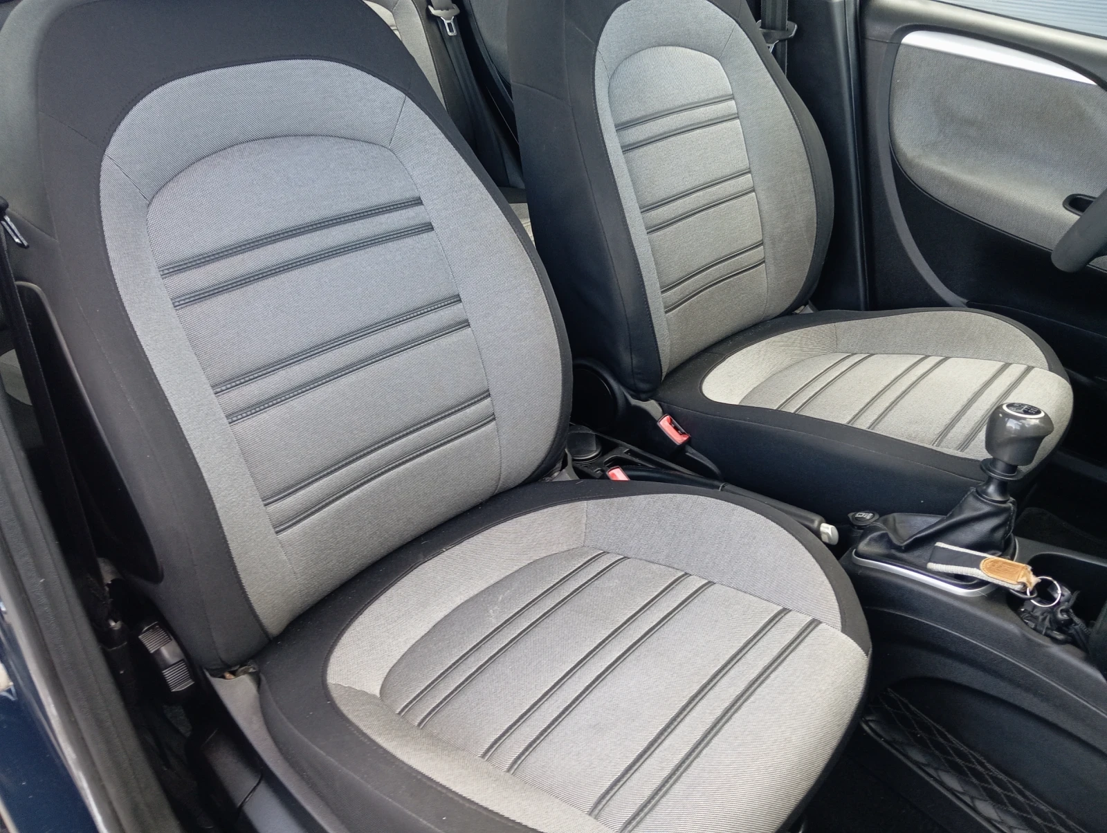 Fiat Punto EVO 1.4LPG, снимка 8 - Автомобили и джипове - 54150632