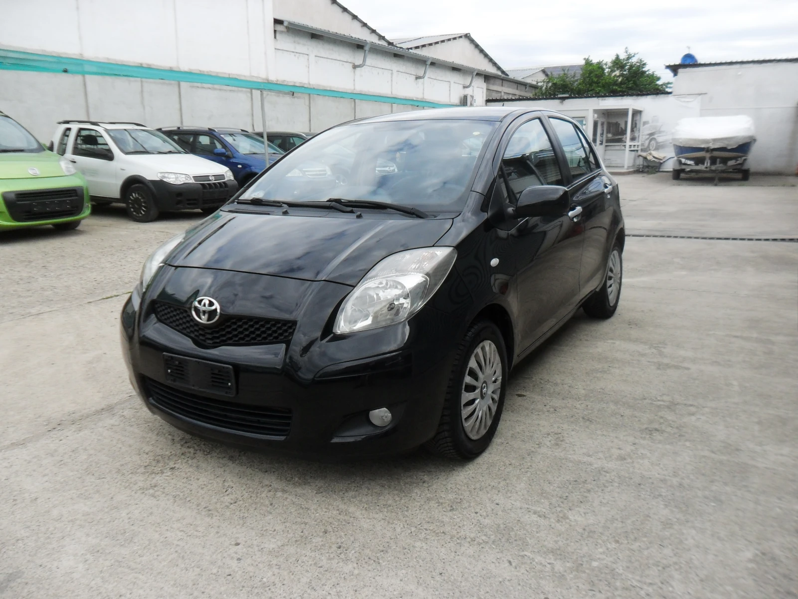 Toyota Yaris 1, 3-VVTI-KLIMATRONIK-ITALY