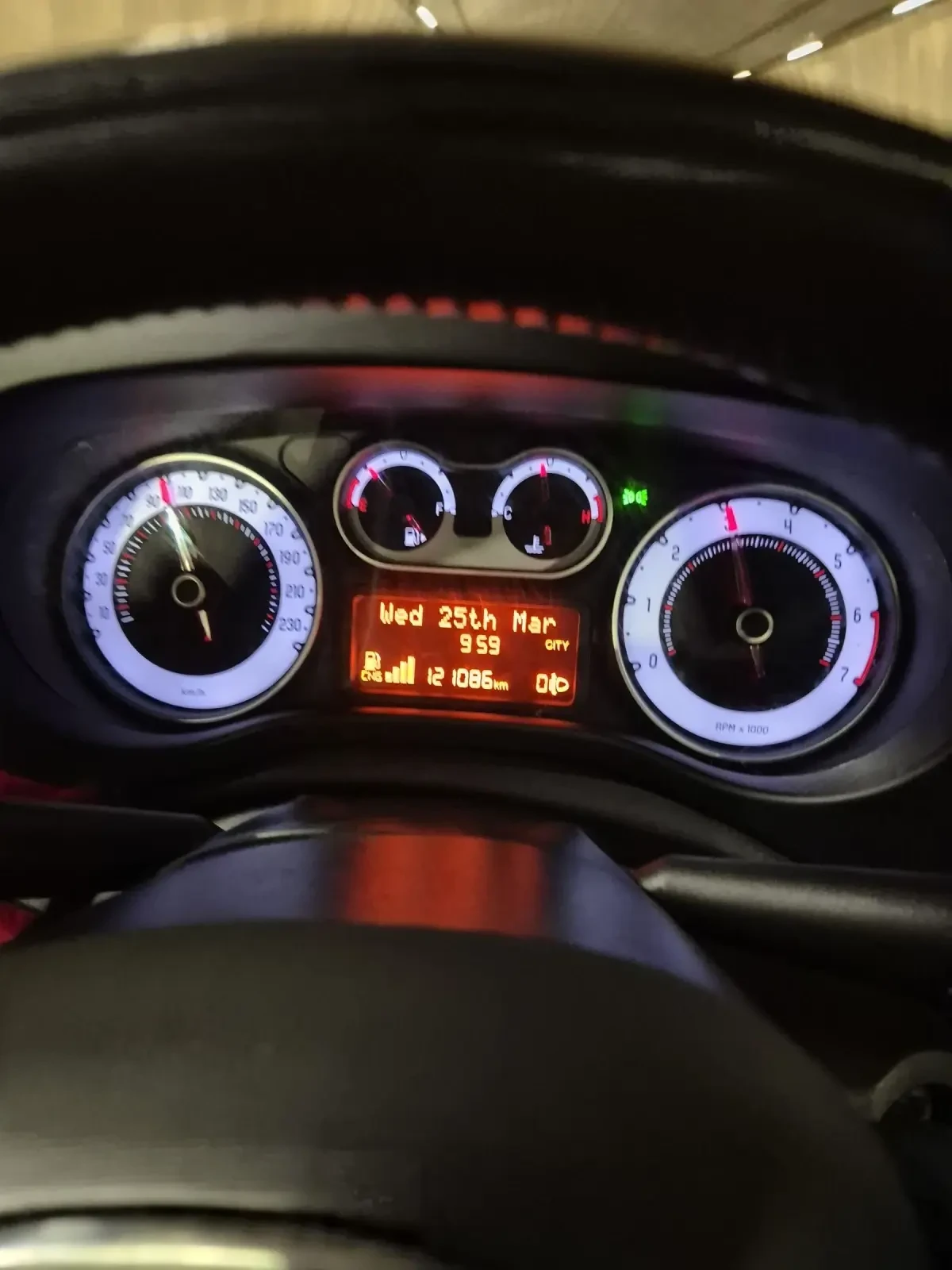 Fiat 500L 0.9 TwinAir Turbo ������-�����  EURO 5b | Mobile.bg � ����������� 4
