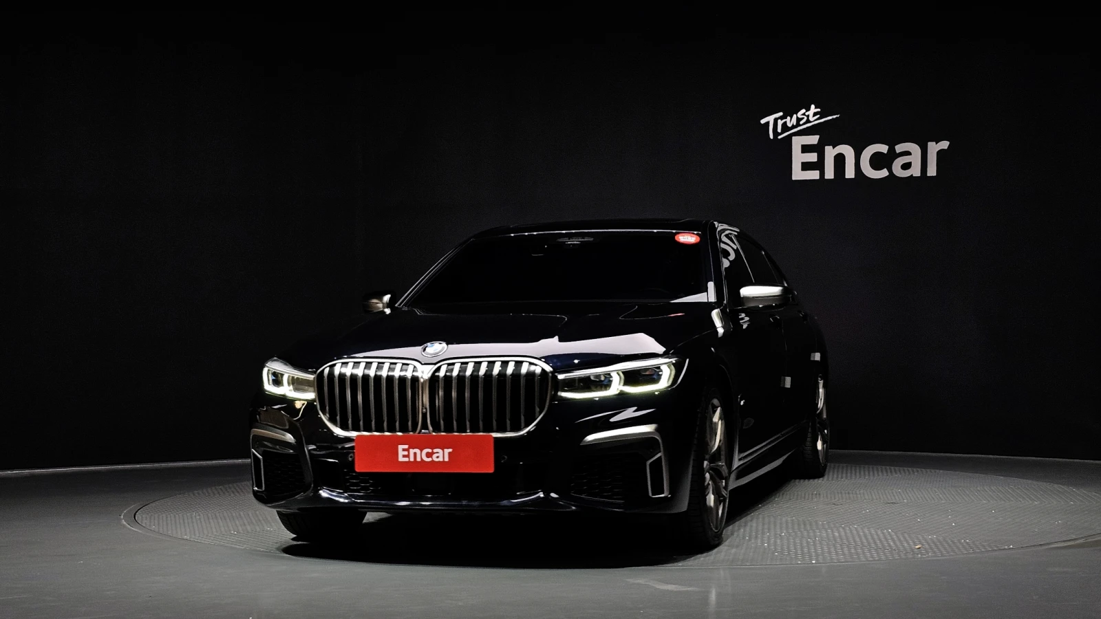 BMW 760 M PKG* V12* ОБДУХВАНЕ* МАСАЖИ* 360 CAM* ПОДГРЕВ, снимка 2 - Автомобили и джипове - 54984244