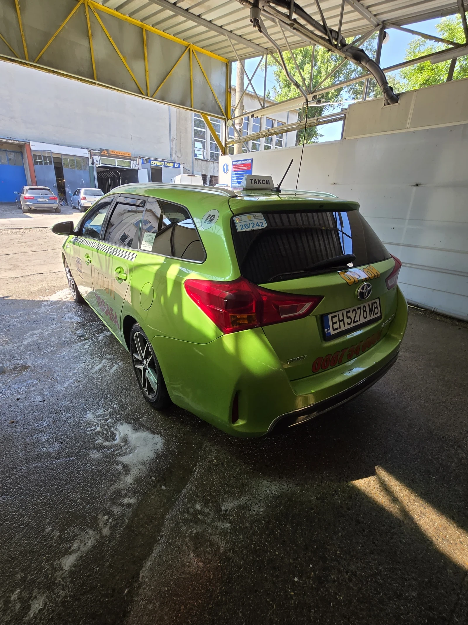 Toyota Auris С газ разход 4/100, снимка 5 - Автомобили и джипове - 55171519