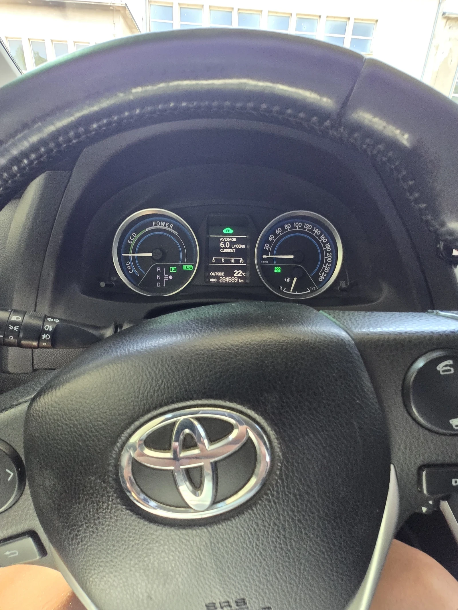 Toyota Auris С газ разход 4/100, снимка 10 - Автомобили и джипове - 55171519