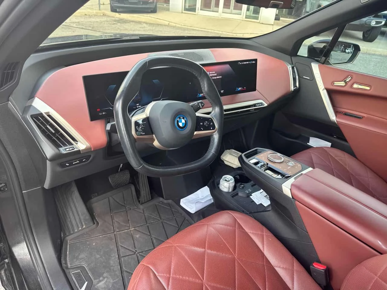 BMW iX * xDrive50 * АВТОКРЕДИТ БЕЗ ПЪРВОНАЧАЛНА ВНОСКА* , снимка 8 - Автомобили и джипове - 55248255