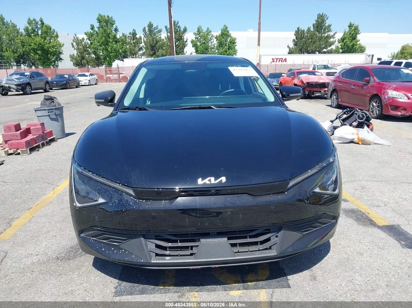Kia EV6 Light Long Range Rwd, снимка 13 - Автомобили и джипове - 55265377