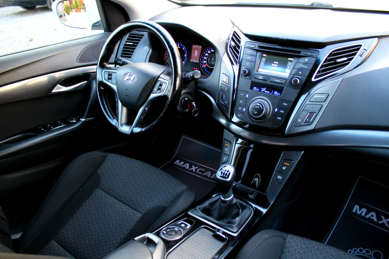 Hyundai I40 1.7CRDi СОБСТВЕН ЛИЗИНГ, снимка 13 - Автомобили и джипове - 56024270