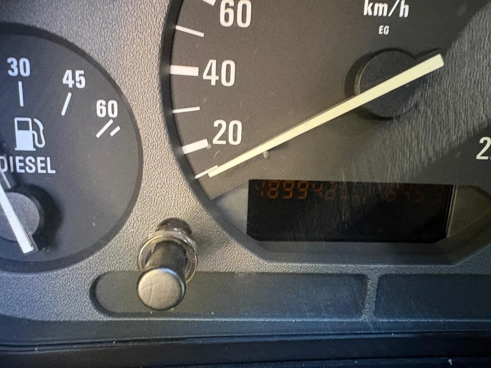 BMW 318 318 TDS 90кс, снимка 7 - Автомобили и джипове - 56338945