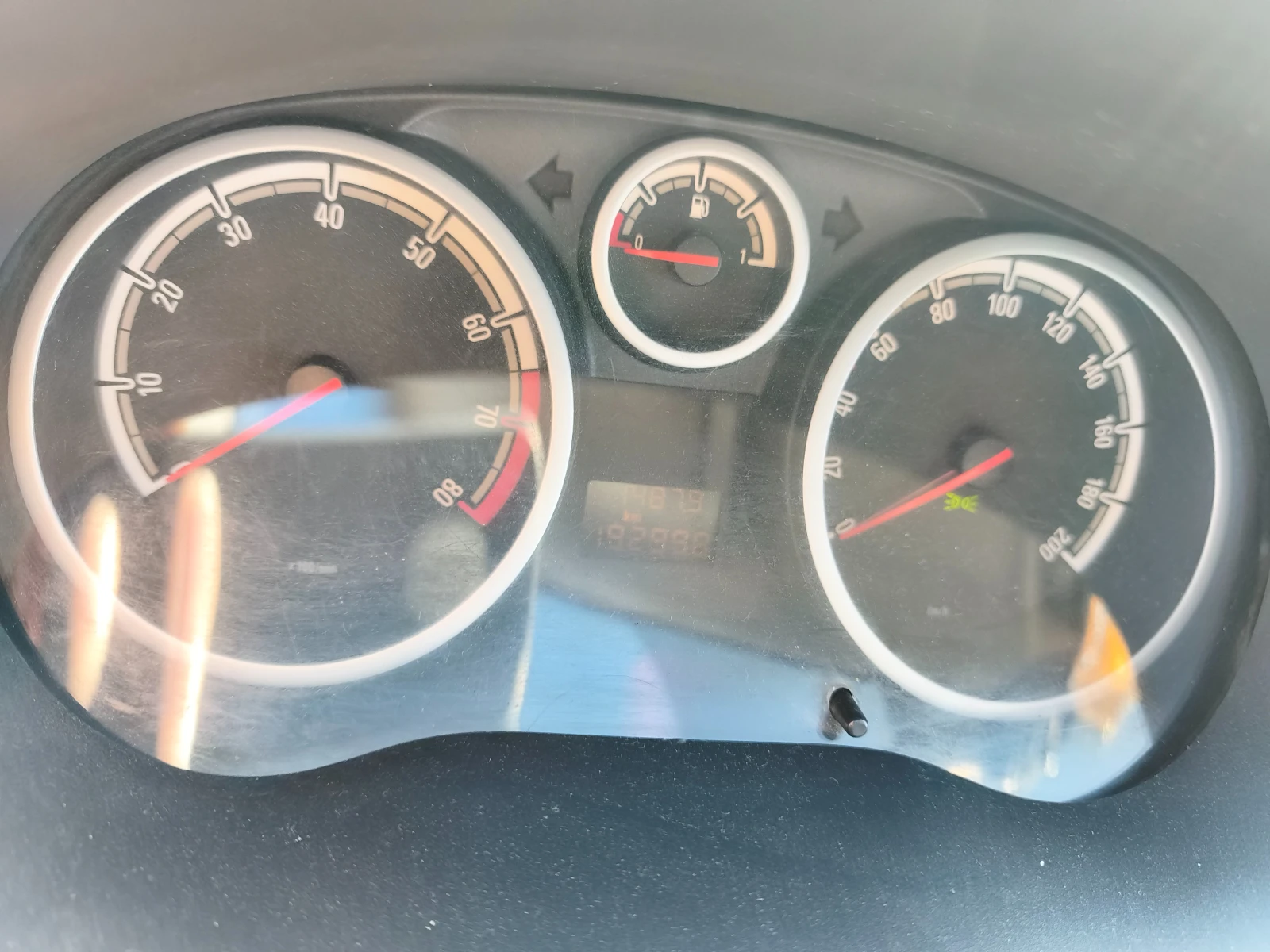 Opel Corsa, снимка 5 - Автомобили и джипове - 56648059