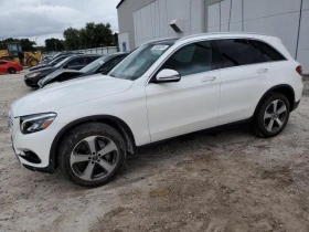  Mercedes-Benz GLC 30...