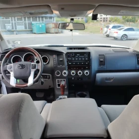 Toyota Sequoia 5.7  | Mobile.bg    11