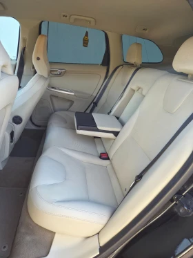Volvo XC60 2.0D3 SUMMUM* УНИКАЛНО*  - 8300 € / 16233.39 лв. - 18579240 11