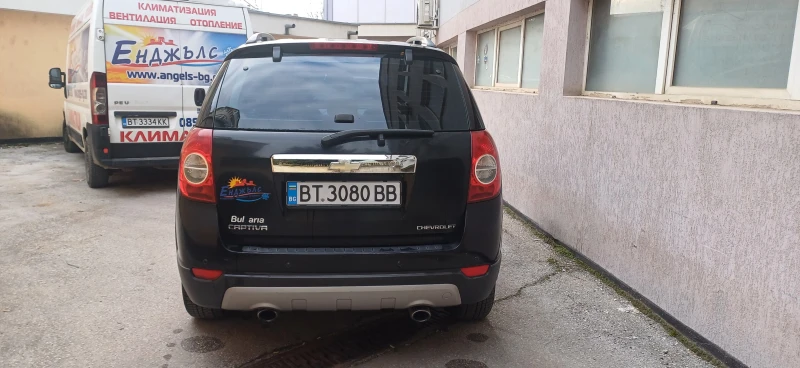 Chevrolet Captiva 2.0, снимка 4 - Автомобили и джипове - 48984426