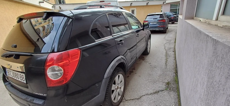 Chevrolet Captiva 2.0, снимка 3 - Автомобили и джипове - 48984426