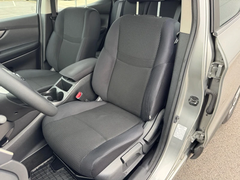 Nissan Qashqai 1.5 DCI - TEKNA, снимка 13 - Автомобили и джипове - 52098216