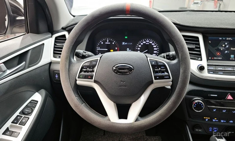 Hyundai Tucson, снимка 13 - Автомобили и джипове - 52723036