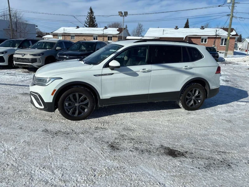 VW Tiguan * Comfortline * SE * 4MOTION * ACC * KEYLESS * , снимка 2 - Автомобили и джипове - 53532908